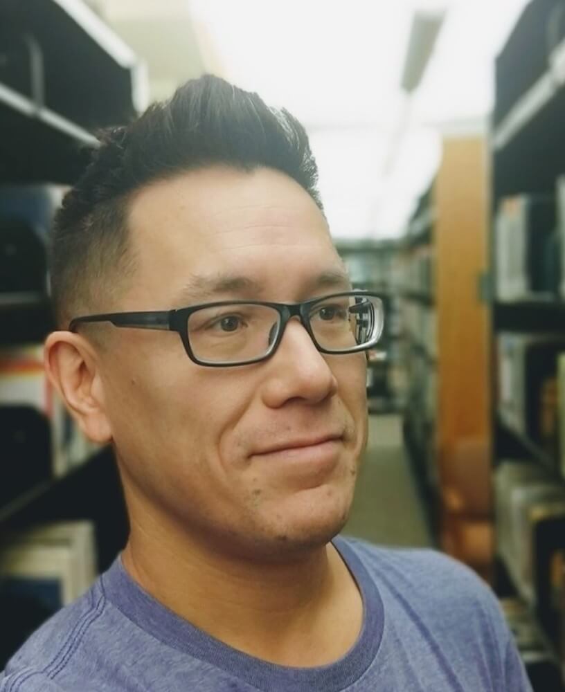 Yoshi Sakaguchi
